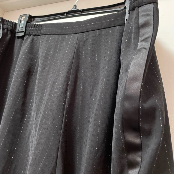 Amanda Smith Suit Pants - Picture 11 of 15